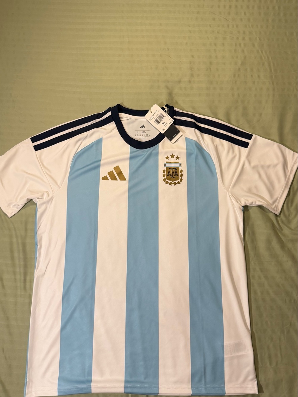 FA Argentina Football Crest Tee - White, Light Blue & Gold